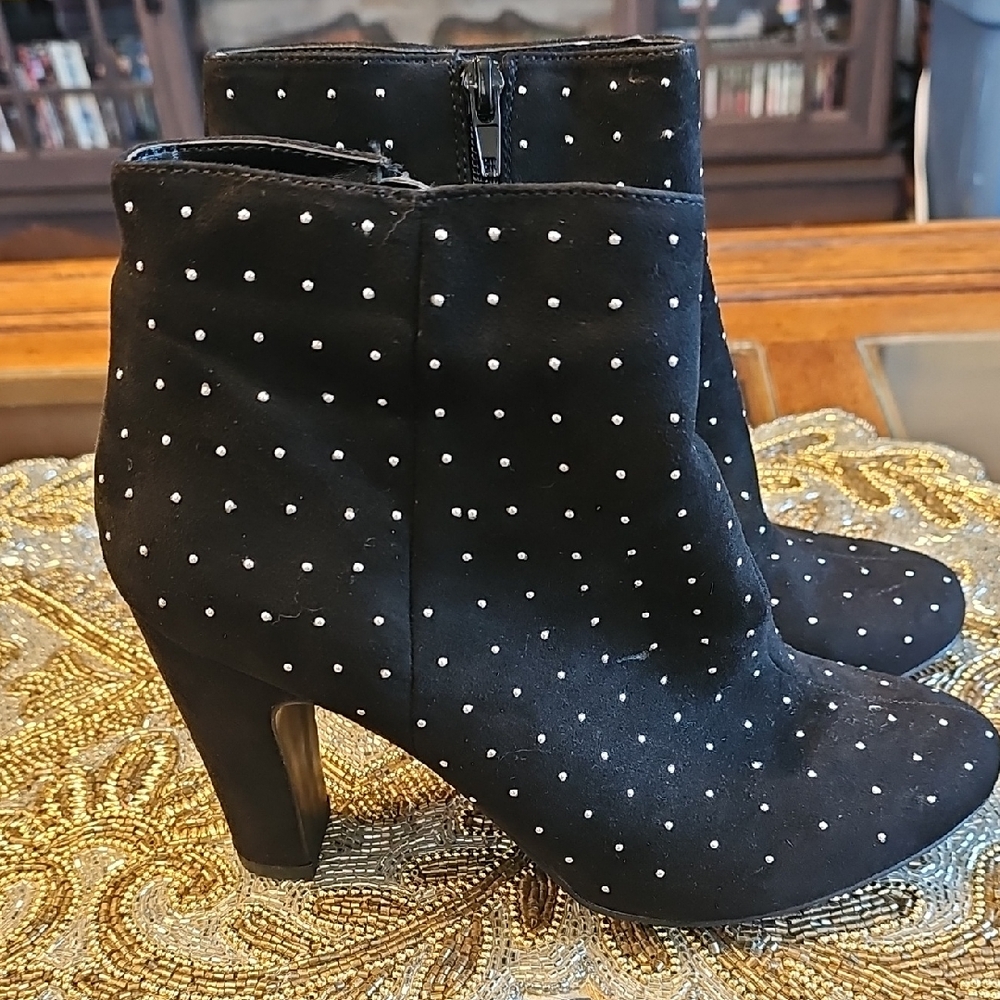 Chic Black Studded Ankle Booties - Picture 1 of 8